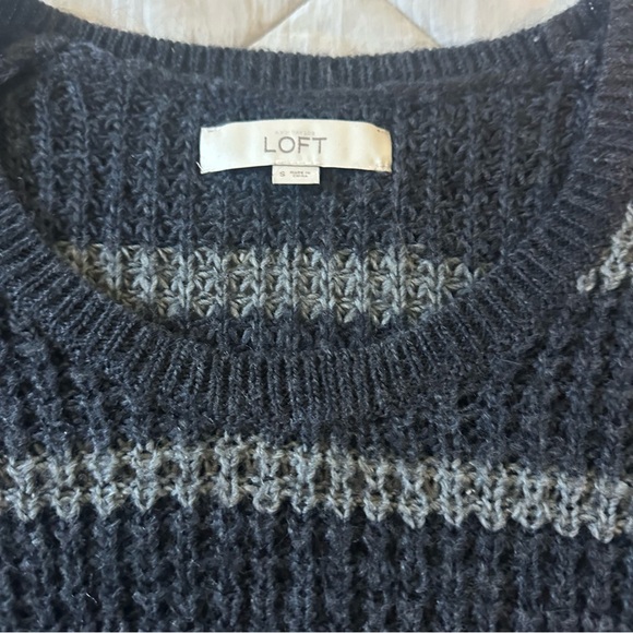 LOFT Charcoal and Light Gray Striped Sweater- Sz Small - Picture 5 of 7